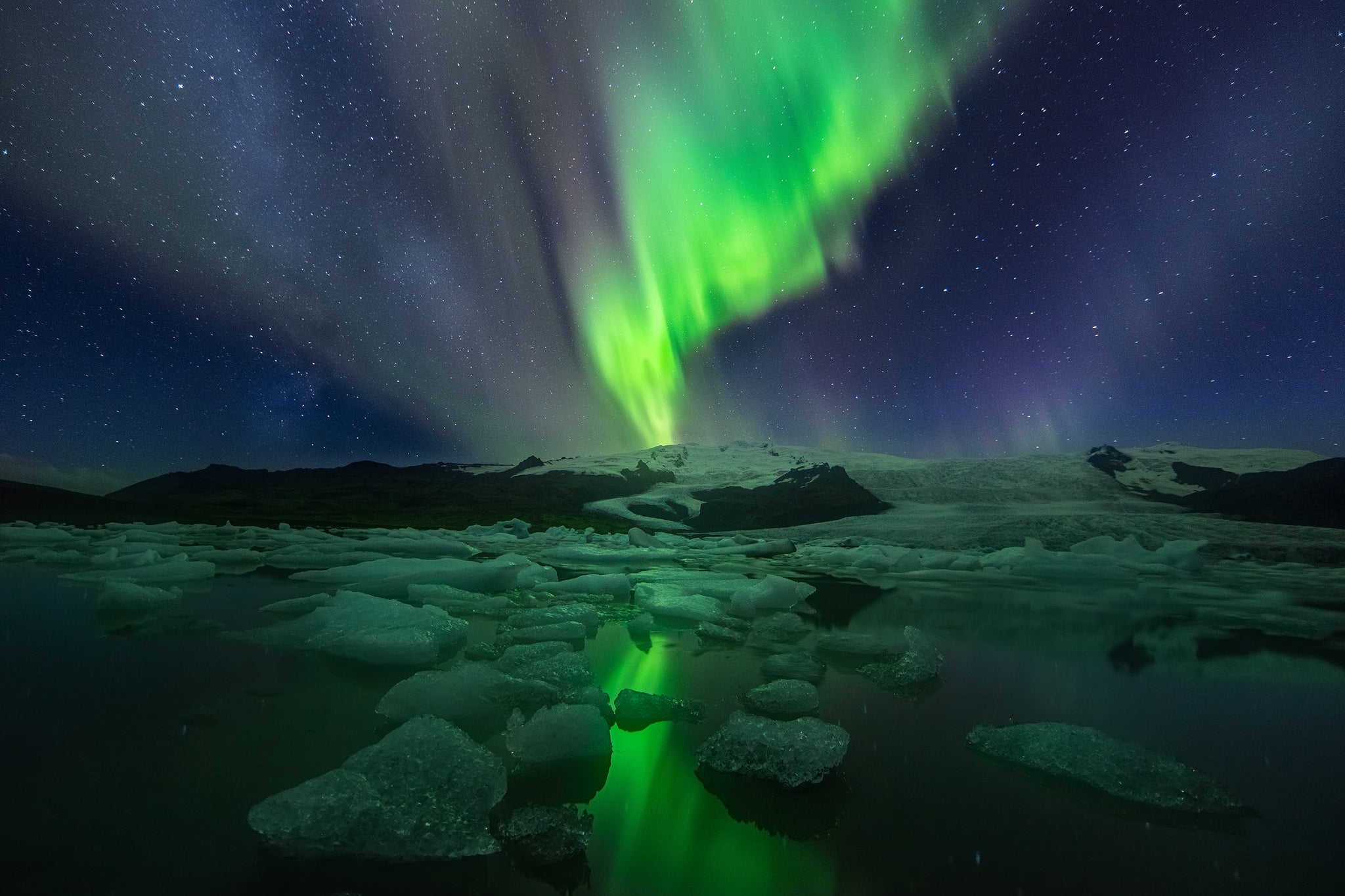 10泊11日冬のアイスランドの写真ワークショップ｜オーロラを狙い | Iceland Photo Tours