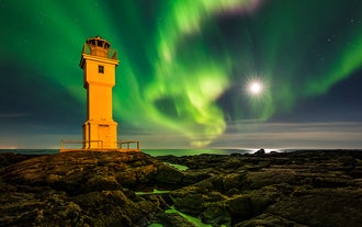 氷の洞窟とオーロラを撮影する冬のアイスランドの写真ワークショップ10日間