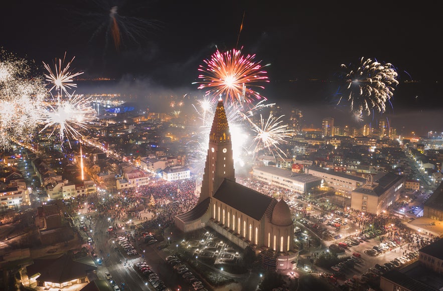 Fireworks in Reykjavik - Photo by Iurie Belegurschi Fireworks in Reykjavik - Photo by Iurie Belegurschi