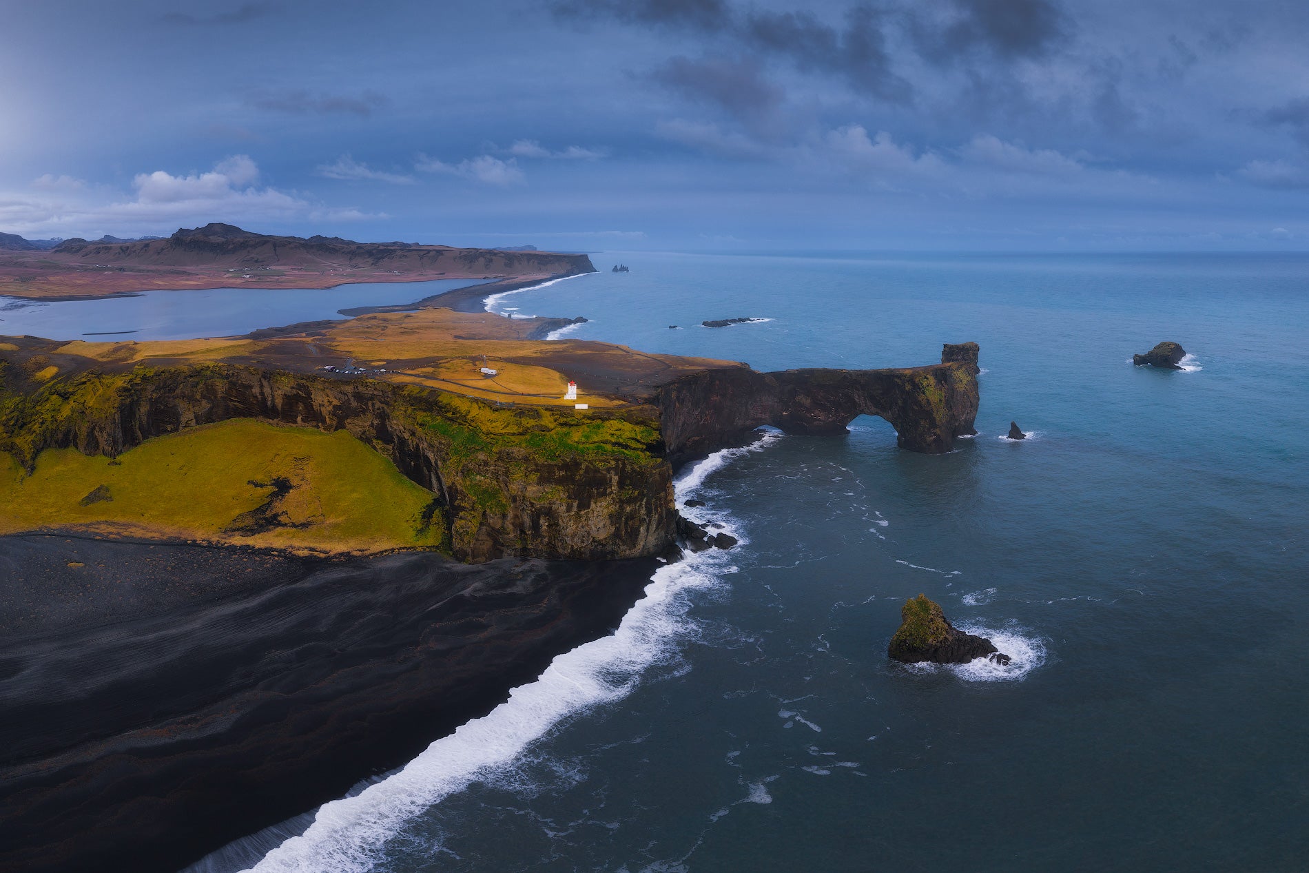 Dyrholaey - Photo by Iurie Belegurschi