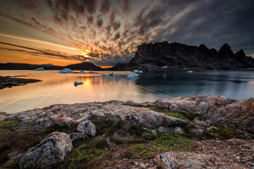 Bear Island Reflects. Photo by: 'Kerry Koepping'. Bear Island Reflects. Photo by: 'Kerry Koepping'.
