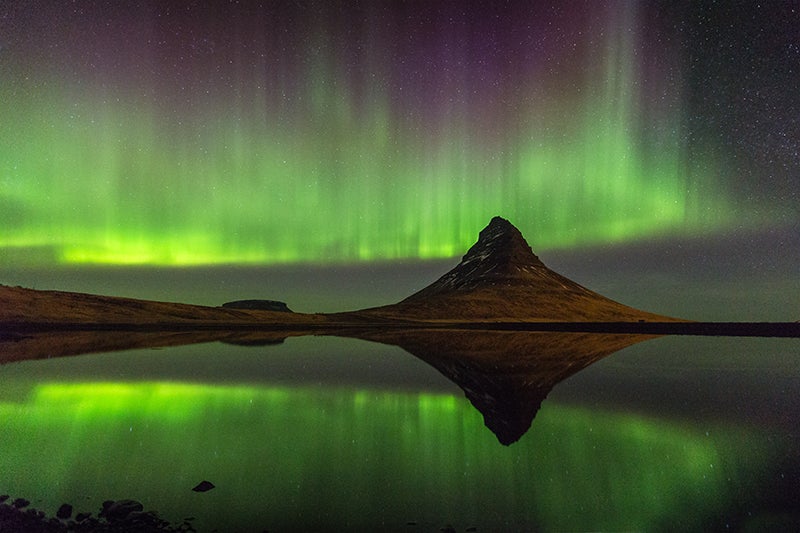 Northern Lights dancing. Photo by: 'Jon Hilmarsson'.