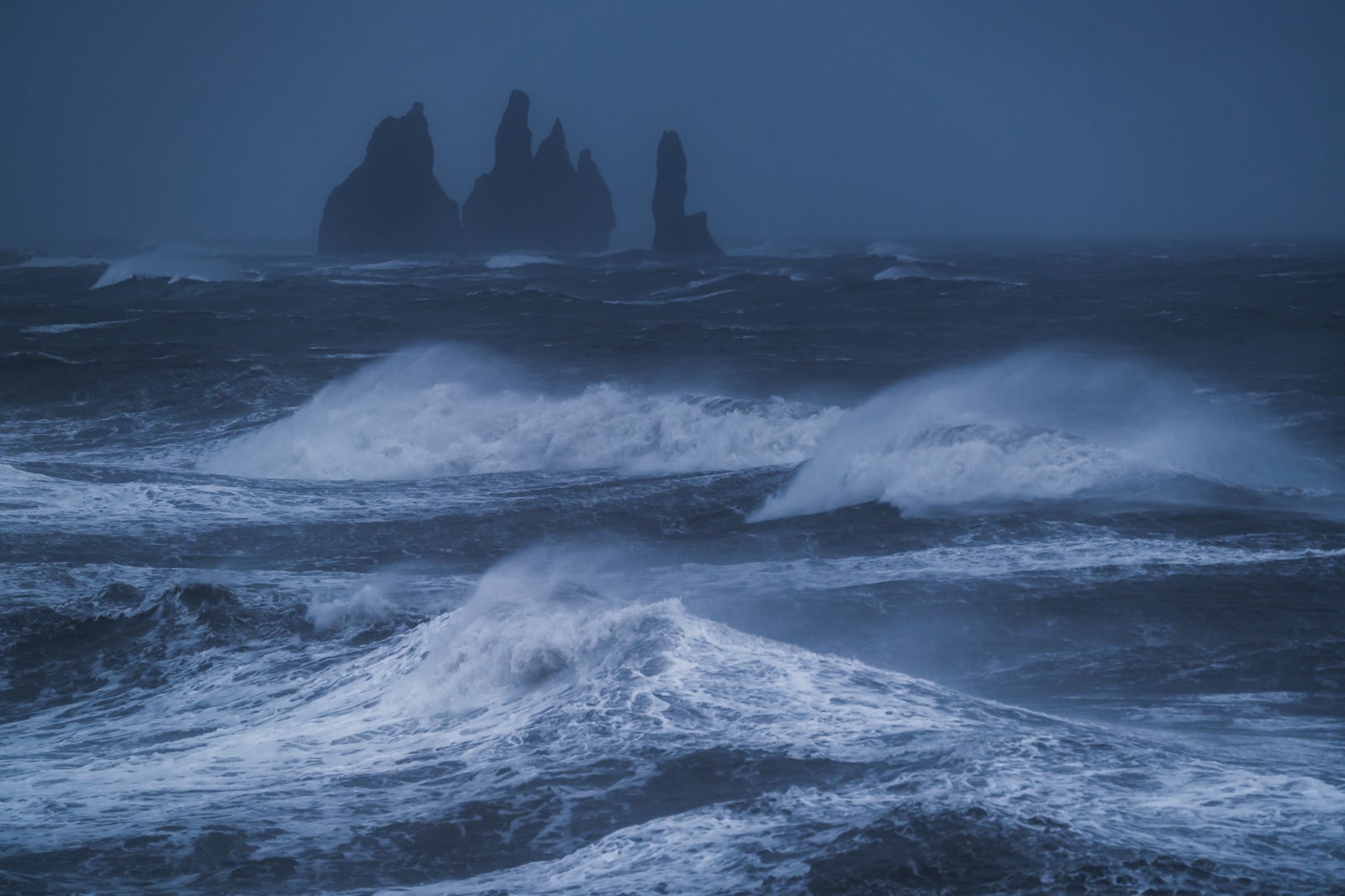 Complete Guide to Photography at Reynisfjara Black Sand Beach
