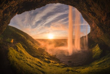 Complete Travel Photography Guide to Seljalandsfoss Waterfall