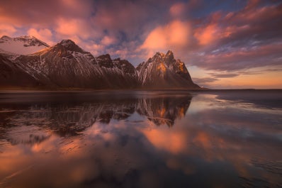 La laguna glaciar de Jökulsárlón es un gran lugar para la fotografía de larga exposición.