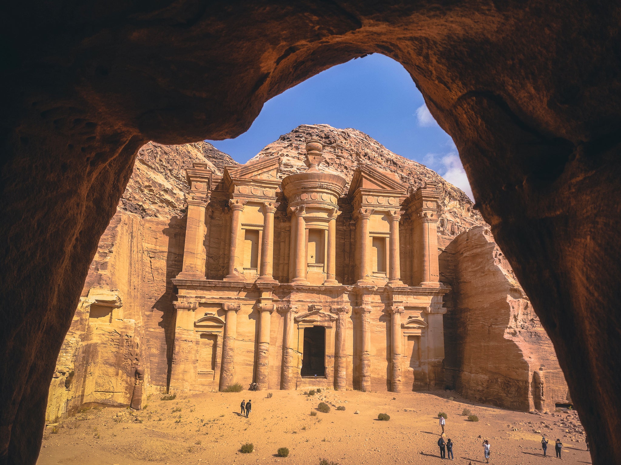 Tips and Tricks for Shooting Better Landscapes with a Smartphone