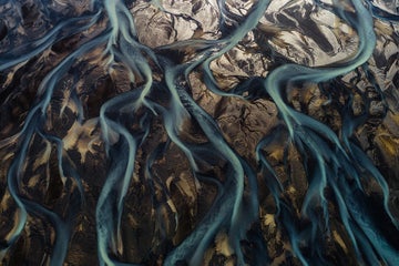 17 Aerial Photos of Iceland's Glacial Rivers You Won't Believe Are Real