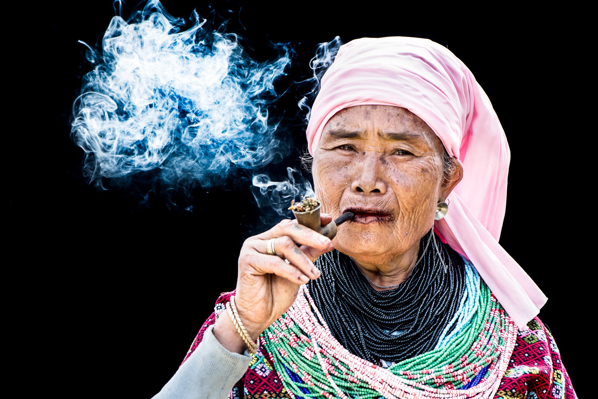 How to Create Portraits with a Black Background