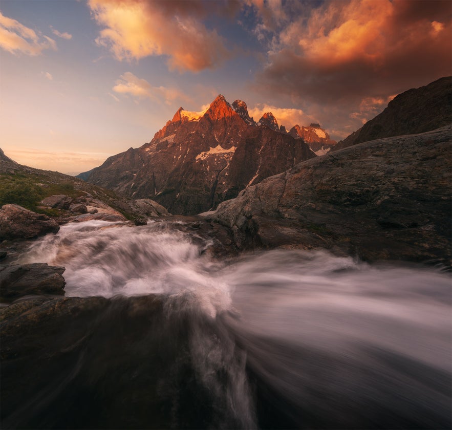 How to Choose Which Version of Lightroom to Buy How to Choose Which Version of Lightroom to Buy