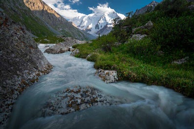 12 Day Kyrgyzstan Photo Tour | Mountains, Lakes & Canyons - day 3