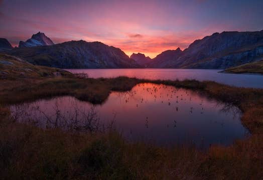 8-Day Autumn Photo Workshop in Norway's Lofoten Islands
