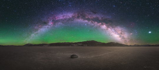 YuriBeletsky-MilkyWay-racetrack_pano.jpg