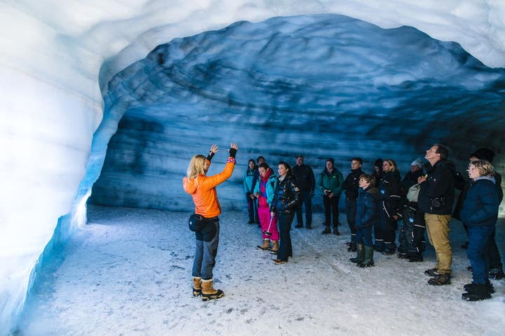 Le 25 Cose da Vedere e Fare in Islanda – La Guida Completa per un Viaggio Indimenticabile
