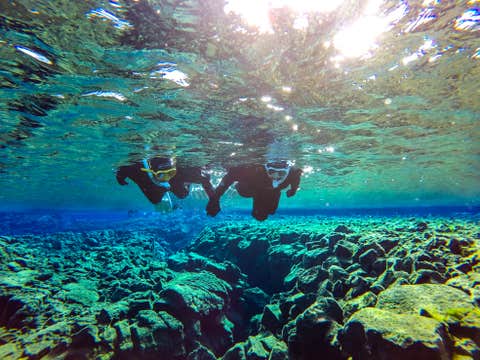 Snorkel between Continents in Silfra