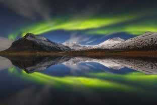 Viaggio invernale di 6 giorni in Islanda | Da Reykjavik a una grotta di ghiaccio