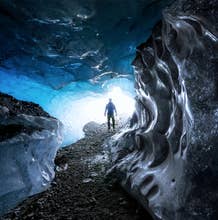 Small Group 4-Hour Blue Ice Cave & Glacier Hike Tour in Skaftafell