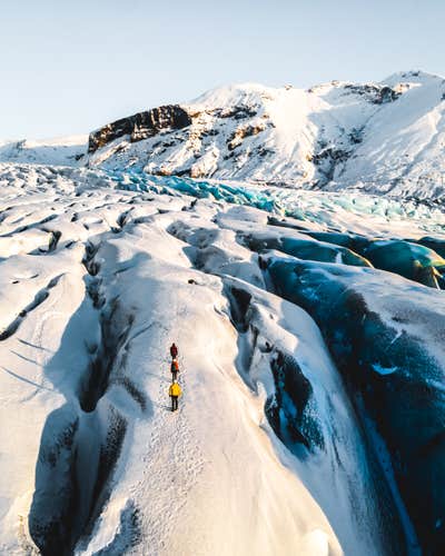 Small Group 4-Hour Blue Ice Cave & Glacier Hike Tour in Skaftafell