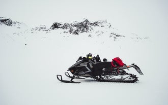 This intermediate-level guided snowmobiling tour on Langjokull is designed for riders with some experience at operating a snowmobile.