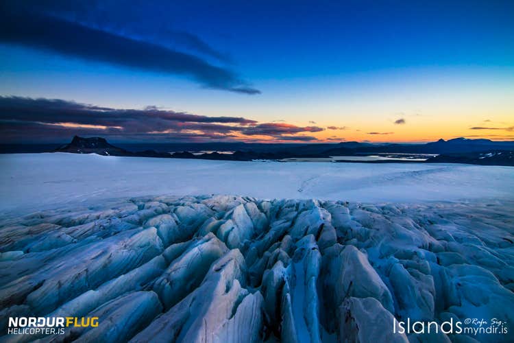 Brilliant 1.5-Hour Helicopter Tour with Glacier Landing from Reykjavik