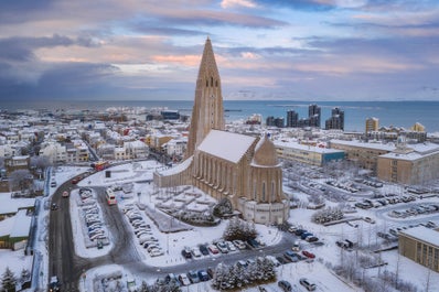 8-Day Winter Package | Ring Road of Iceland in a Small Group - day 1