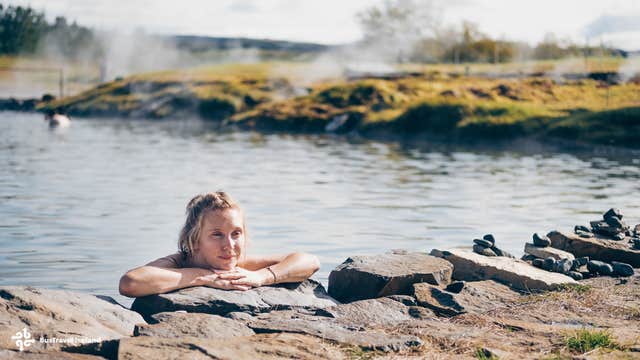 Relaxing 10-Hour Golden Circle Tour with Secret Lagoon from Reykjavik