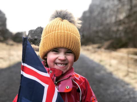 Essential 11-Hour Golden Circle Tour with Blue Lagoon Transfer from Reykjavik