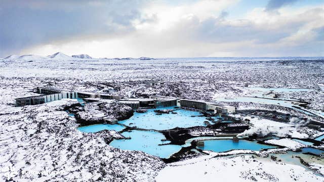 Unforgettable 11-Hour Golden Circle Tour with Blue Lagoon Admission from Reykjavik
