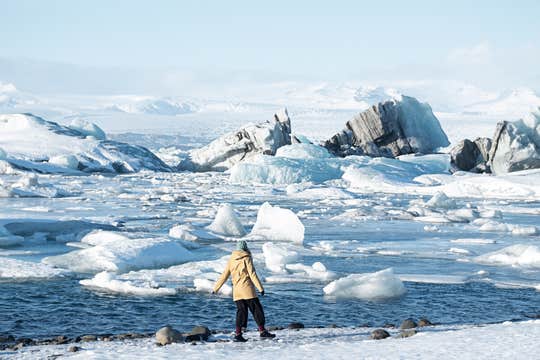 Thrilling 14-Hour South Coast Tour with Boat Ride at Jokulsarlon Lagoon from Reykjavik