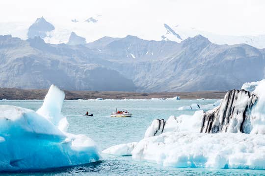 Thrilling 14-Hour South Coast Tour with Boat Ride at Jokulsarlon Lagoon from Reykjavik