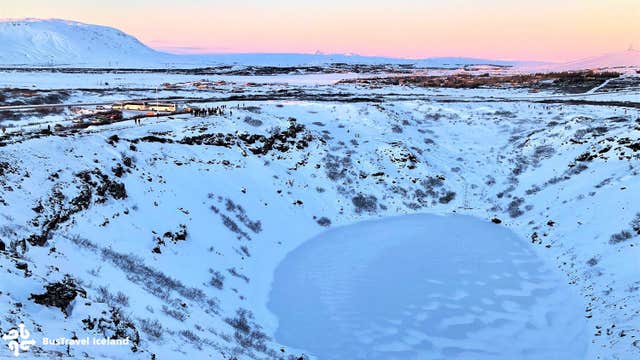 Incredible 8.5-Hour Golden Circle Tour with Transfer from Reykjavik