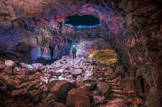 Family-Friendly 3-Hour Lava Cave Tour with Transfers from Reykjavik