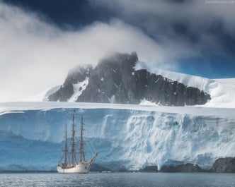 Red Sails in Antarctica Photography Expedition with Daniel Kordan - day 10