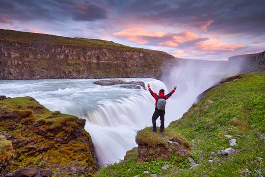 Grand Golden Circle & Whale Watching Tour