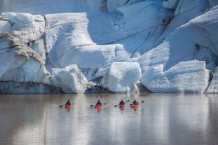 South Coast & Glacier Kayaking