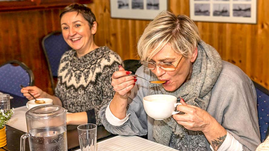 Reykjavik Food Lovers Tour & Northern Lights by Boat