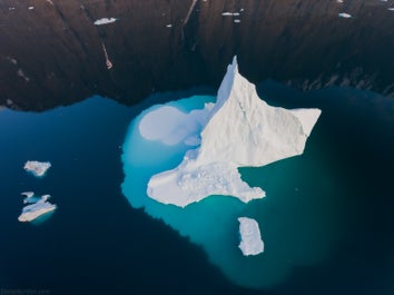 West Greenland Photo Workshop: Capturing Disko Bay’s Wonders Aboard Schooner Elsi - day 2