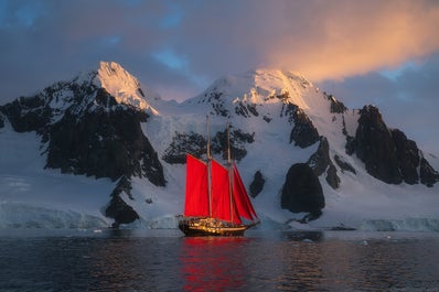 Red Sails in Antarctica Photography Expedition with Daniel Kordan - Fly/Fly tour - day 2