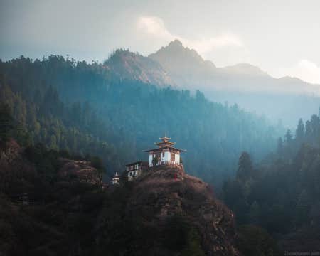 The Spirit of Bhutan: An 8-Day Cultural and Photography Adventure guided by Andy Marty